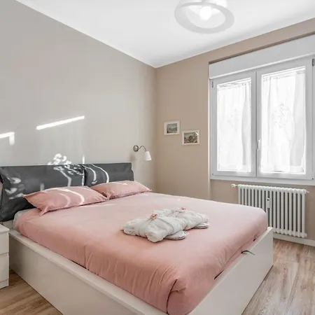 Bo13 -Crescenzago- Bright - Wifi - Elegant Apartment Milan Exterior photo